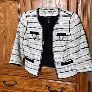 White House Black Market Blazer size 4P EUC